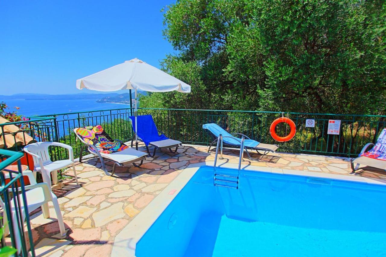 Seaview Calypso Villa Nisaki  Exterior photo